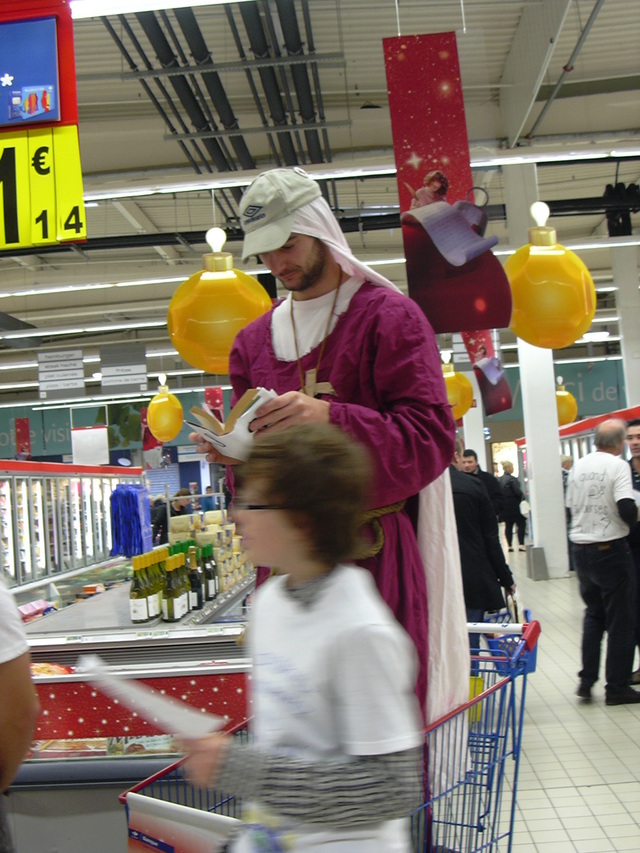 20111211-OC62-CarrefourLievin-046.jpg 