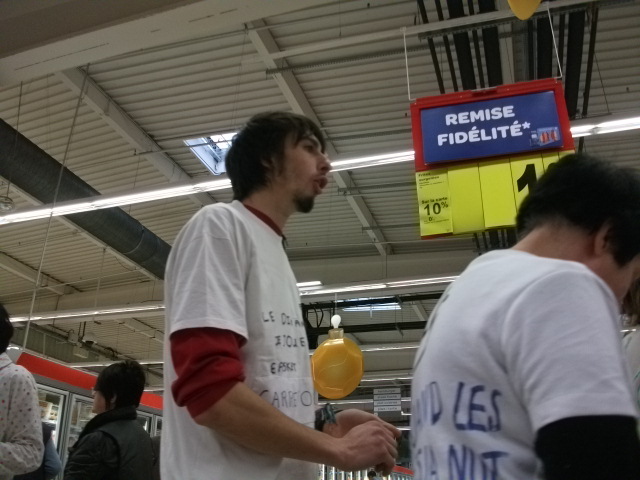 20111211-OC62-CarrefourLievin-123.jpg 