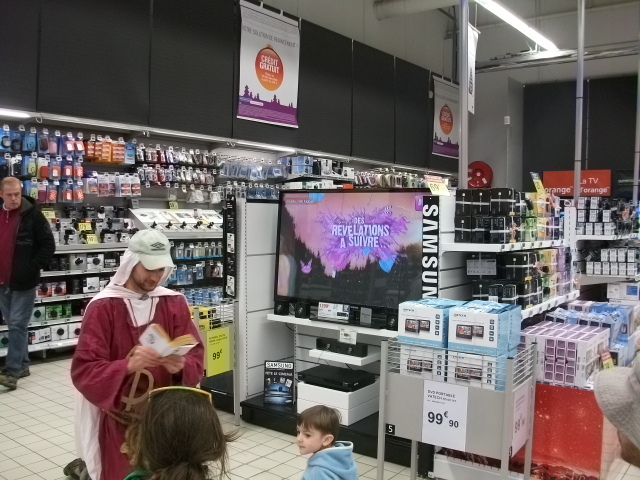 20111211-OC62-CarrefourLievin-145.jpg 