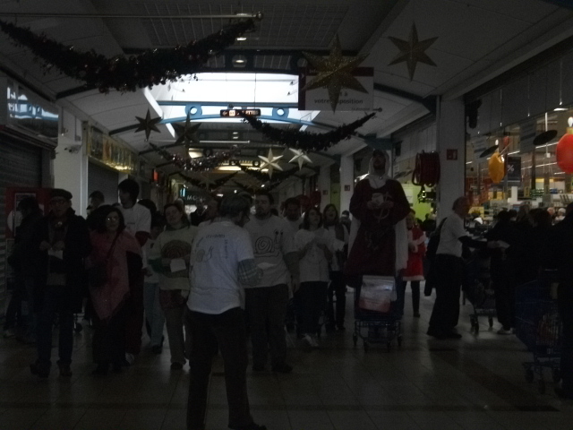 20111211-OC62-CarrefourLievin-160.jpg 