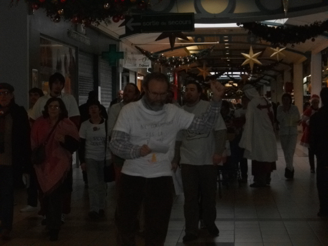 20111211-OC62-CarrefourLievin-167.jpg 