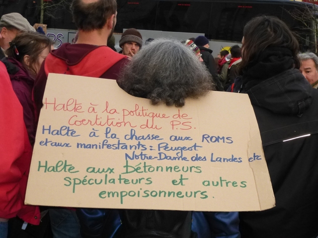 20121117-ManifReoccupationNotreDameDesLandes-016.jpg 