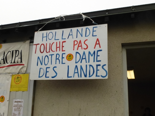 20121117-ManifReoccupationNotreDameDesLandes-032.jpg 