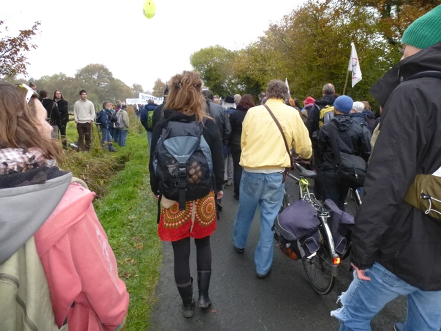 20121117-ManifReoccupationNotreDameDesLandes-123.jpg 