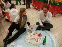 Les objecteurs de croissance 62 à Carrefour Liévin, le 11 décembre 2011